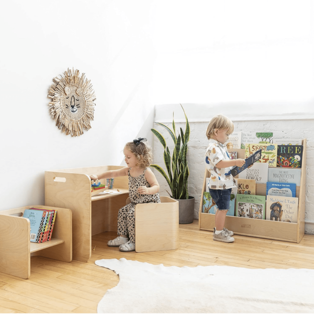 Multifunctional Kids Desk and Chair Set plywood - TrendLine & Co.