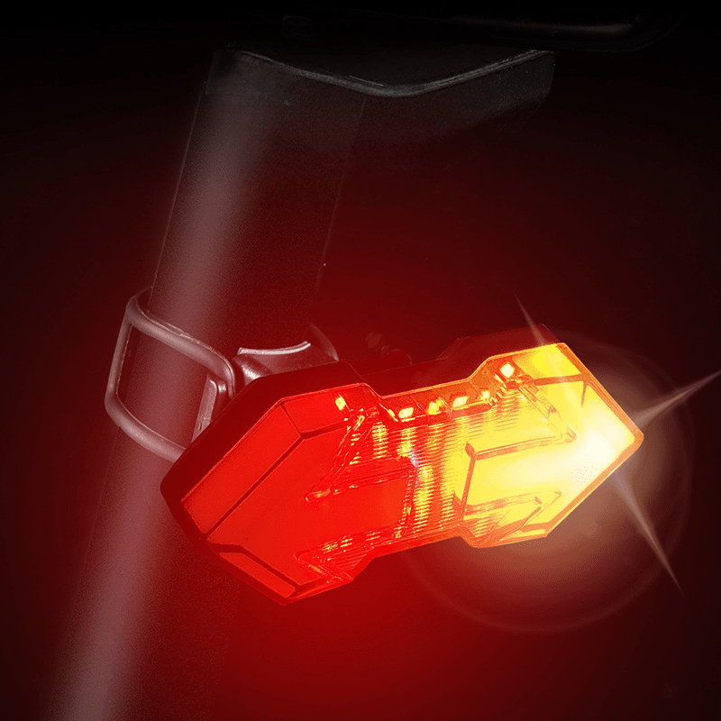 Remote Control Bicycle Tail Light With Turn Signals - TrendLine & Co.